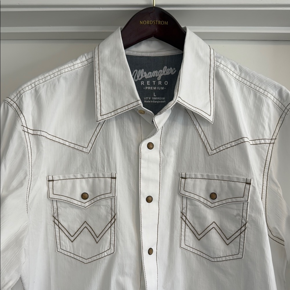 Wrangler Retro Premium Pearl Snap Shirt - White in White - sz Large